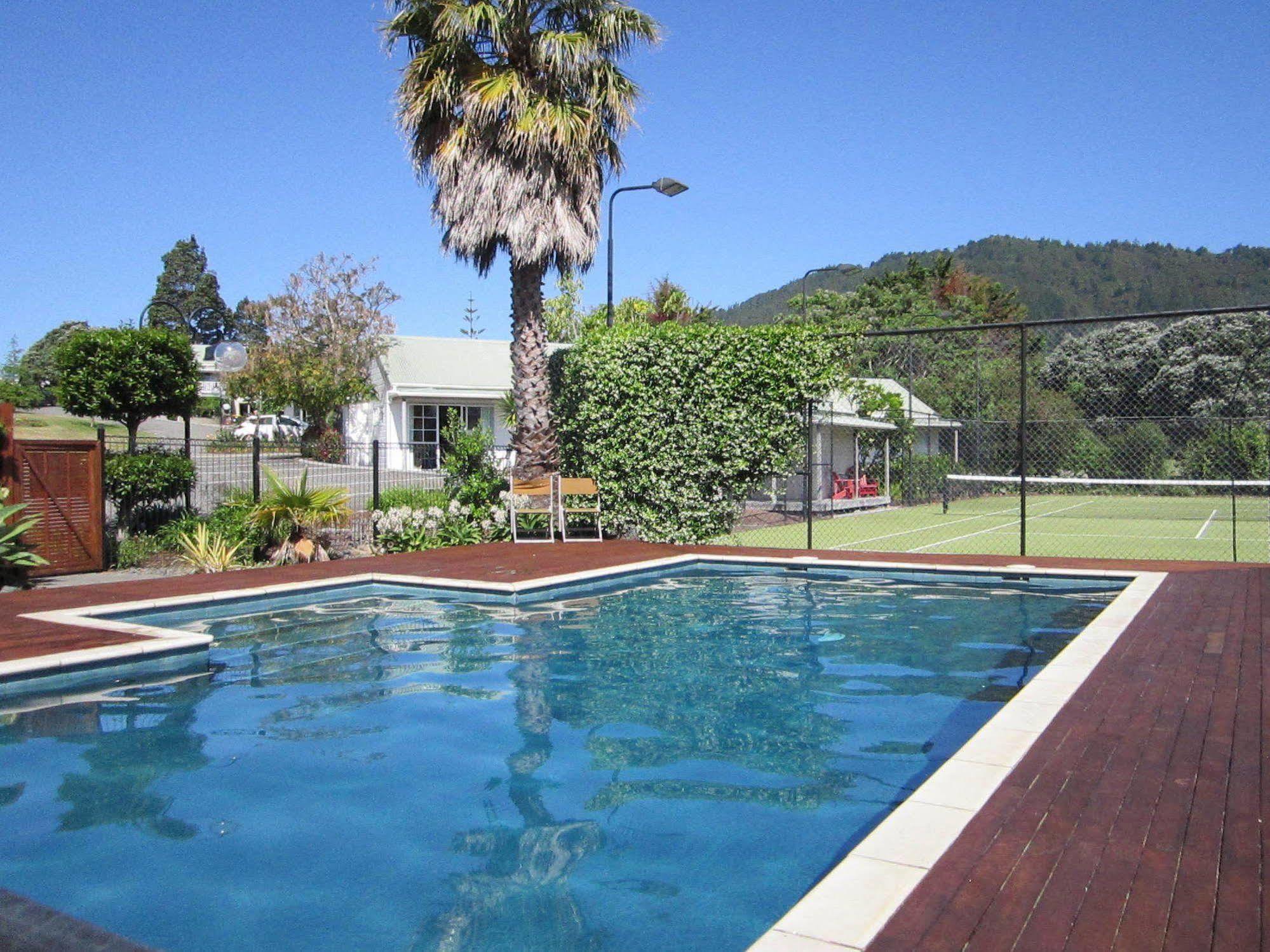 Pauanui Pines Motor Lodge מראה חיצוני תמונה