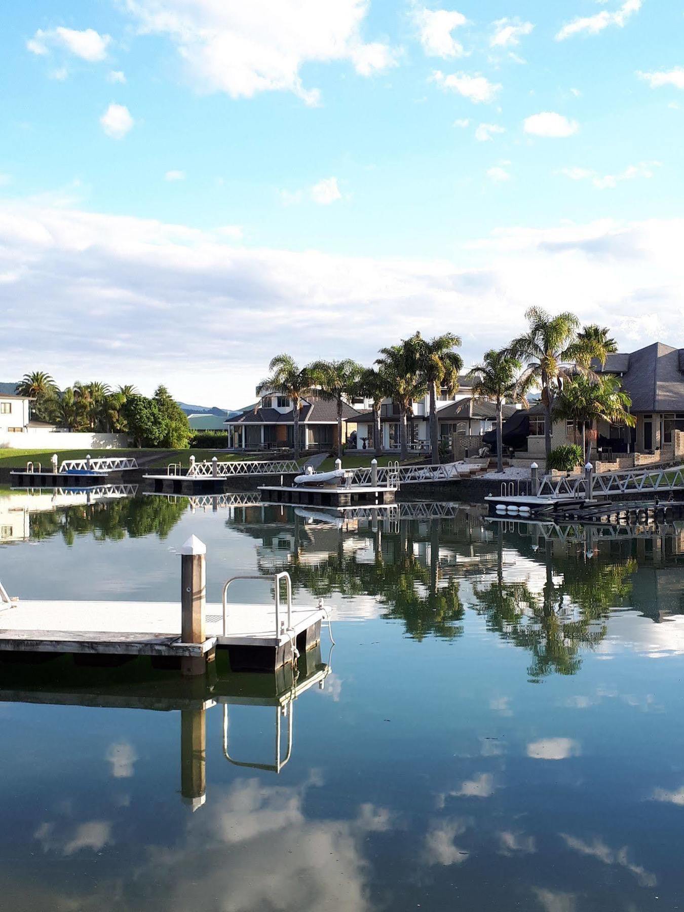 Pauanui Pines Motor Lodge מראה חיצוני תמונה